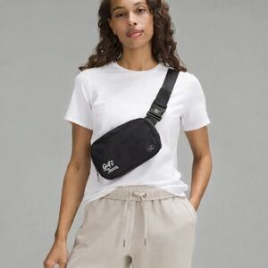 29. LULULEMON 1L "GOLF & TACOS" BELT BAG NWOT!